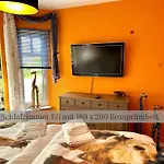 Of Africa - Einzigartige Themenzimmer, Eingezaeunten Garten, Sauna, Whirlpool & Kamin, Hunde Willkommen, Gasgrill, Voll Ausgestattete Kueche, Grosser Essbereich, Hamburg & Stade In Der Naehe