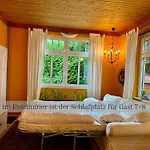 Prázdninový dům Of Africa - Einzigartige Themenzimmer, Eingezaeunten Garten, Sauna, Whirlpool & Kamin, Hunde Willkommen, Gasgrill, Voll Ausgestattete Kueche, Grosser Essbereich, Hamburg & Stade In Der Naehe