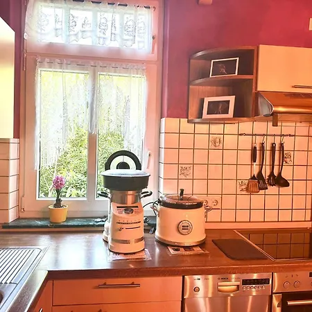 Дом отдыха Of Africa - Einzigartige Themenzimmer, Eingezaeunten Garten, Sauna, Whirlpool & Kamin, Hunde Willkommen, Gasgrill, Voll Ausgestattete Kueche, Grosser Essbereich, Hamburg & Stade In Der Naehe *