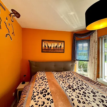 Of Africa - Einzigartige Themenzimmer, Eingezaeunten Garten, Sauna, Whirlpool & Kamin, Hunde Willkommen, Gasgrill, Voll Ausgestattete Kueche, Grosser Essbereich, Hamburg & Stade In Der Naehe Дом отдыха