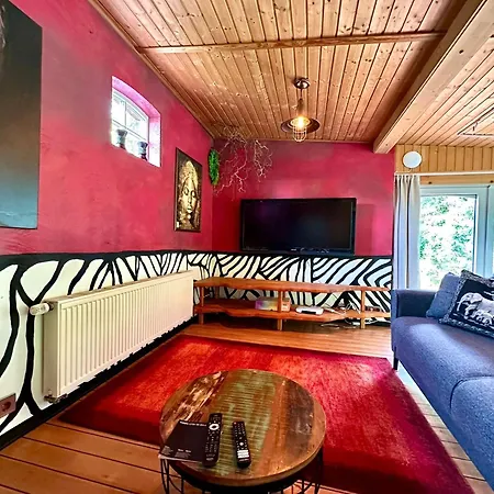 Of Africa - Einzigartige Themenzimmer, Eingezaeunten Garten, Sauna, Whirlpool & Kamin, Hunde Willkommen, Gasgrill, Voll Ausgestattete Kueche, Grosser Essbereich, Hamburg & Stade In Der Naehe * Hollern-Twielenfleth