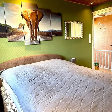 Of Africa - Einzigartige Themenzimmer, Eingezaeunten Garten, Sauna, Whirlpool & Kamin, Hunde Willkommen, Gasgrill, Voll Ausgestattete Kueche, Grosser Essbereich, Hamburg & Stade In Der Naehe *