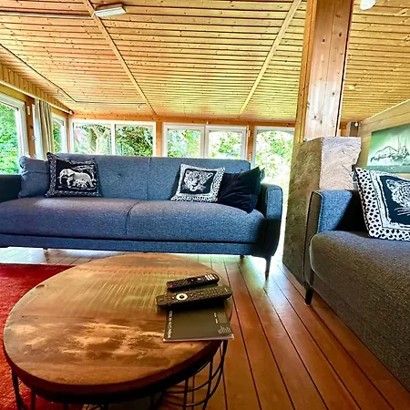 Of Africa - Einzigartige Themenzimmer, Eingezaeunten Garten, Sauna, Whirlpool & Kamin, Hunde Willkommen, Gasgrill, Voll Ausgestattete Kueche, Grosser Essbereich, Hamburg & Stade In Der Naehe * Hollern-Twielenfleth