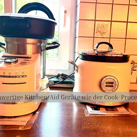 Holiday home Of Africa - Einzigartige Themenzimmer, Eingezaeunten Garten, Sauna, Whirlpool & Kamin, Hunde Willkommen, Gasgrill, Voll Ausgestattete Kueche, Grosser Essbereich, Hamburg & Stade In Der Naehe *