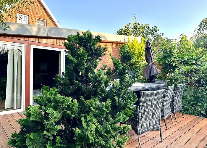 Of Africa - Einzigartige Themenzimmer, Eingezaeunten Garten, Sauna, Whirlpool & Kamin, Hunde Willkommen, Gasgrill, Voll Ausgestattete Kueche, Grosser Essbereich, Hamburg & Stade In Der Naehe * Hollern-Twielenfleth