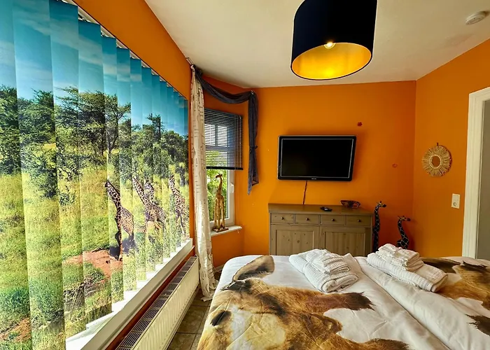 Of Africa - Einzigartige Themenzimmer, Eingezaeunten Garten, Sauna, Whirlpool & Kamin, Hunde Willkommen, Gasgrill, Voll Ausgestattete Kueche, Grosser Essbereich, Hamburg & Stade In Der Naehe
