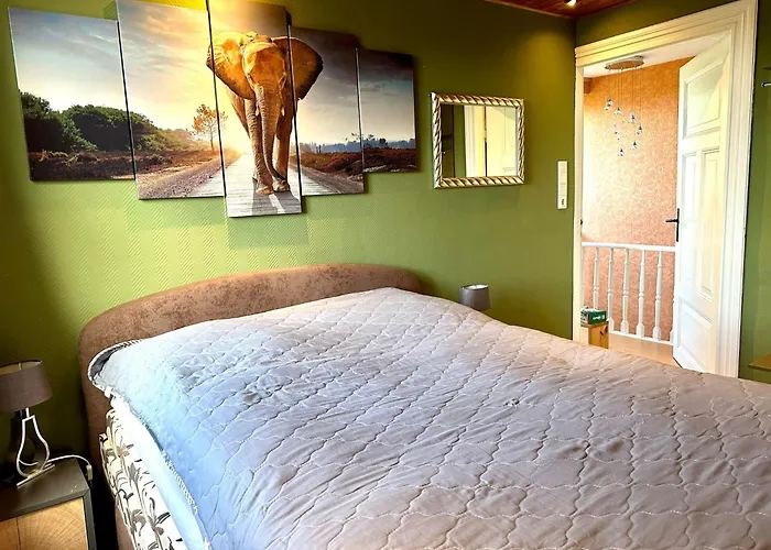 Of Africa - Einzigartige Themenzimmer, Eingezaeunten Garten, Sauna, Whirlpool & Kamin, Hunde Willkommen, Gasgrill, Voll Ausgestattete Kueche, Grosser Essbereich, Hamburg & Stade In Der Naehe *