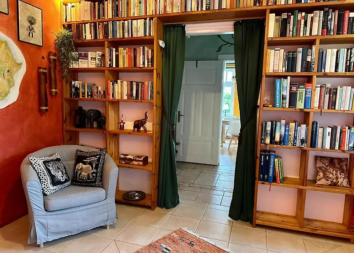 Prázdninový dům Of Africa - Einzigartige Themenzimmer, Eingezaeunten Garten, Sauna, Whirlpool & Kamin, Hunde Willkommen, Gasgrill, Voll Ausgestattete Kueche, Grosser Essbereich, Hamburg & Stade In Der Naehe *