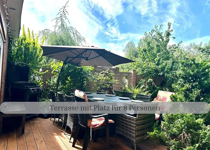 Prázdninový dům Of Africa - Einzigartige Themenzimmer, Eingezaeunten Garten, Sauna, Whirlpool & Kamin, Hunde Willkommen, Gasgrill, Voll Ausgestattete Kueche, Grosser Essbereich, Hamburg & Stade In Der Naehe *